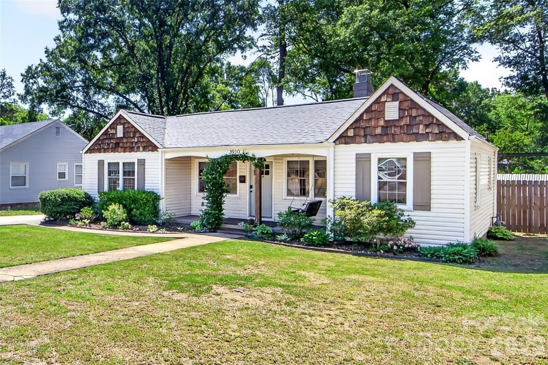 3910 Admiral Ave, Charlotte, NC 28205