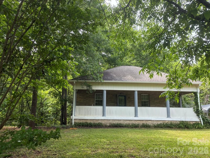 2051 Sutton Spring Rd, York, SC 29745
