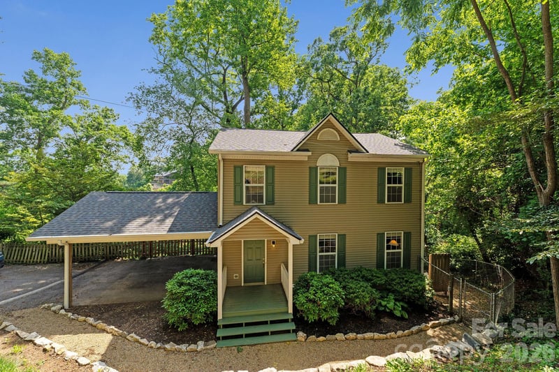 1 Pickwick Rd, Asheville, NC 28803