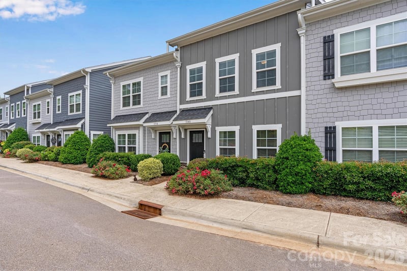 1148 Almerton Dr, Denver, NC 28037