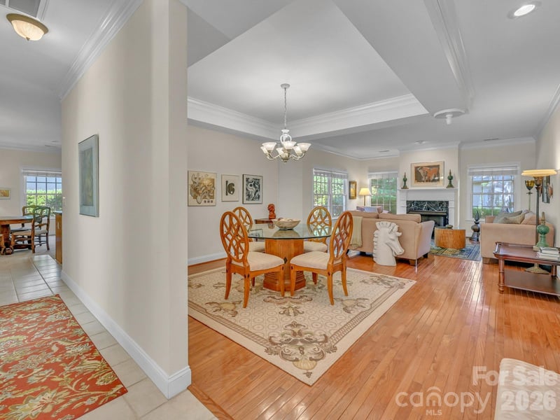 18 Boddington Ct, Asheville, NC 28803