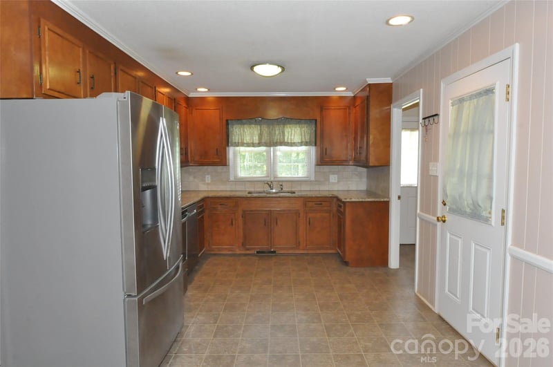 3693 Bethlehem Rd, Blackstock, SC 29014
