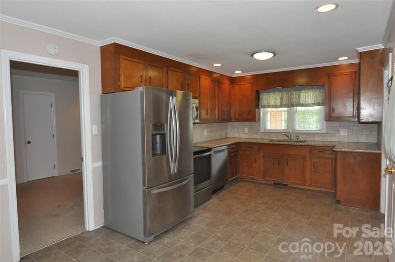 3693 Bethlehem Rd, Blackstock, SC 29014