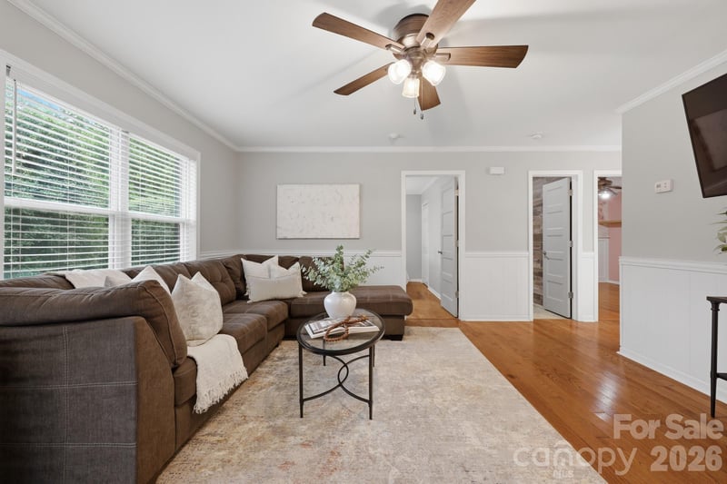 1293 Hickory Nut Ln, Lincolnton, NC 28092