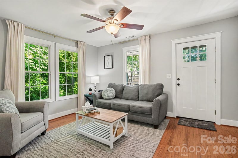 611 4th Ave, Gastonia, NC 28054