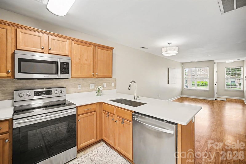 1210 Sheldon Brook Ln, Fort Mill, SC 29707