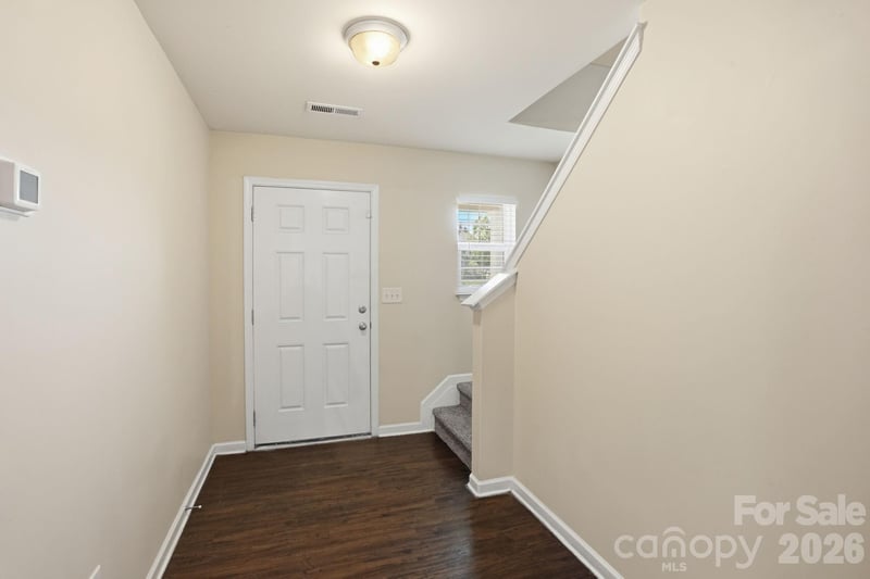 5056 Broad Leaf Ct, Dallas, NC 28034