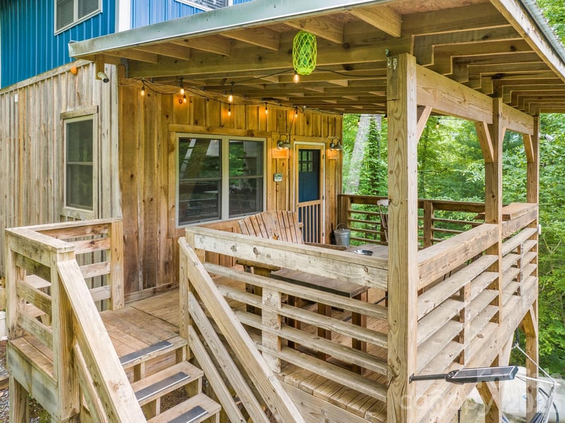 2504 Upper Paw Paw Rd, Marshall, NC 28753