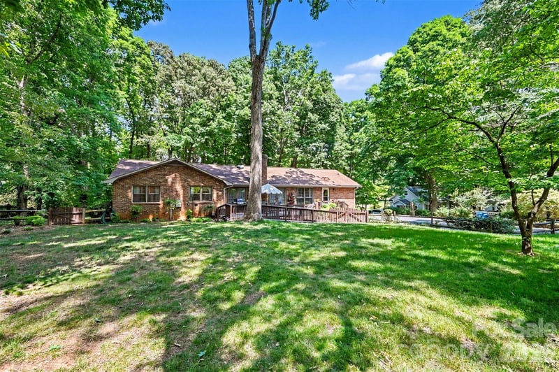 5523 Beaver Dam Ln, Mint Hill, NC 28227