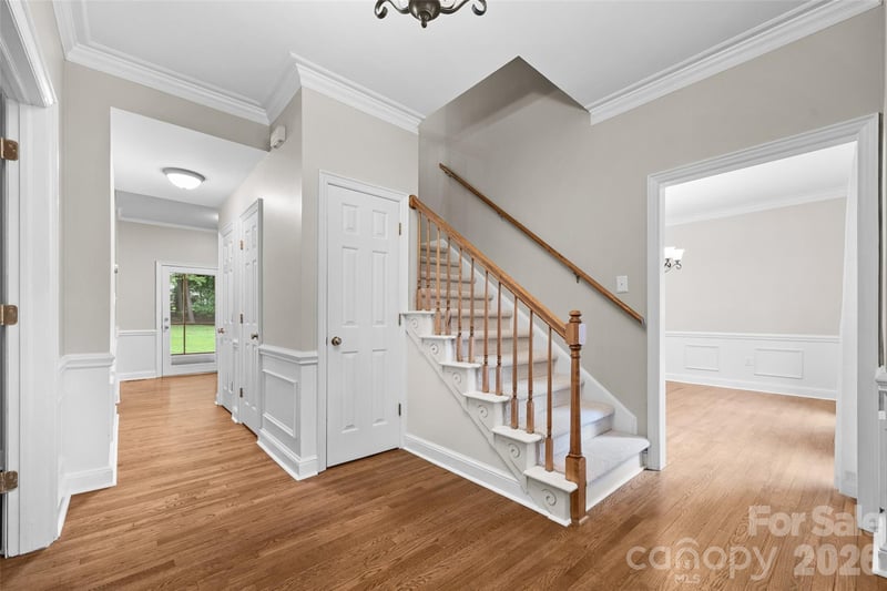 2115 Providence Dr, Charlotte, NC 28270