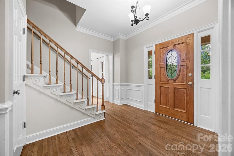 2115 Providence Dr, Charlotte, NC 28270