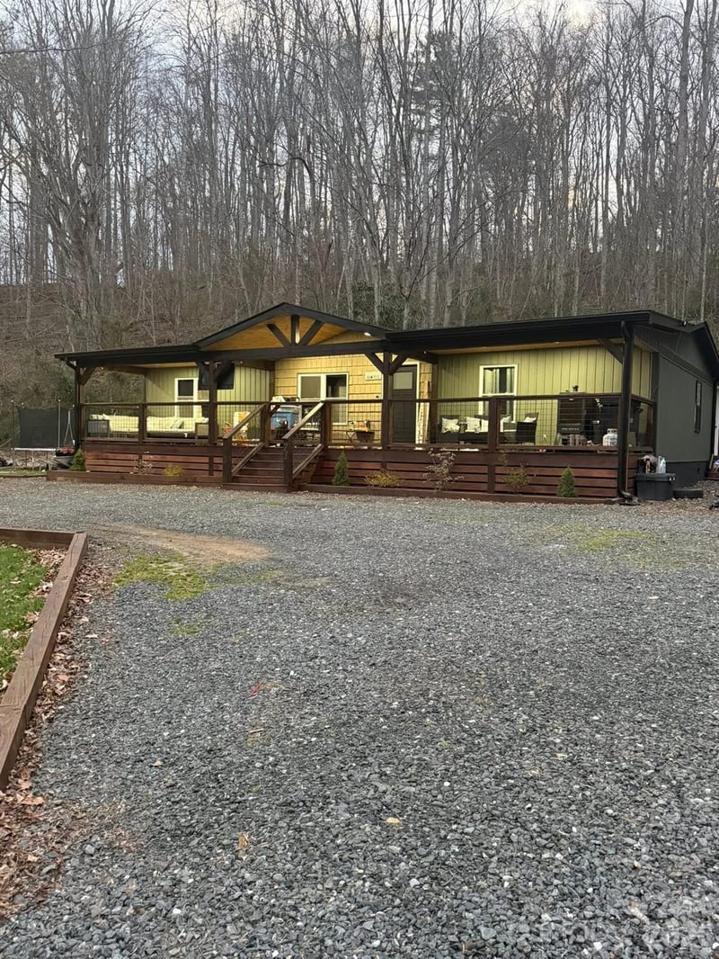 71 Ledford Ridge Ln, Bakersville, NC 28705