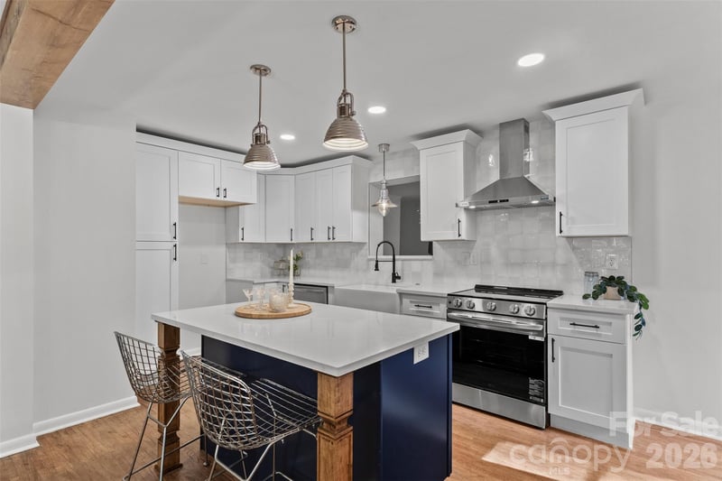 3840 Colebrook Rd, Charlotte, NC 28215