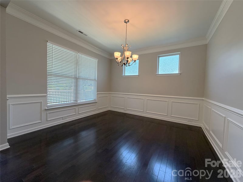 2218 Knocktree Dr, Indian Trail, NC 28079