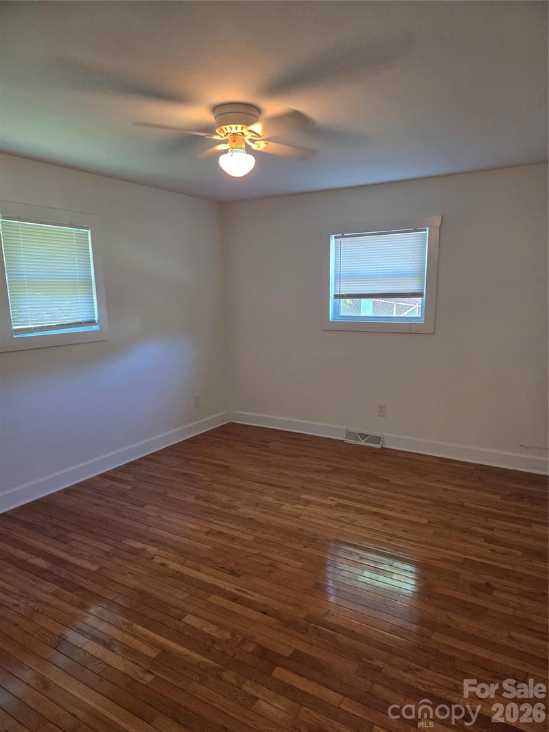 42 East Blvd, Burnsville, NC 28714