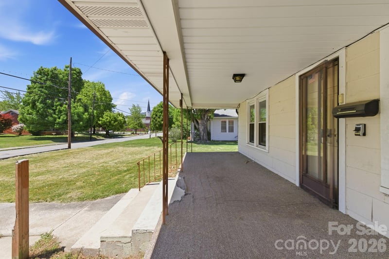 174 Hazelwood Ave, Waynesville, NC 28786