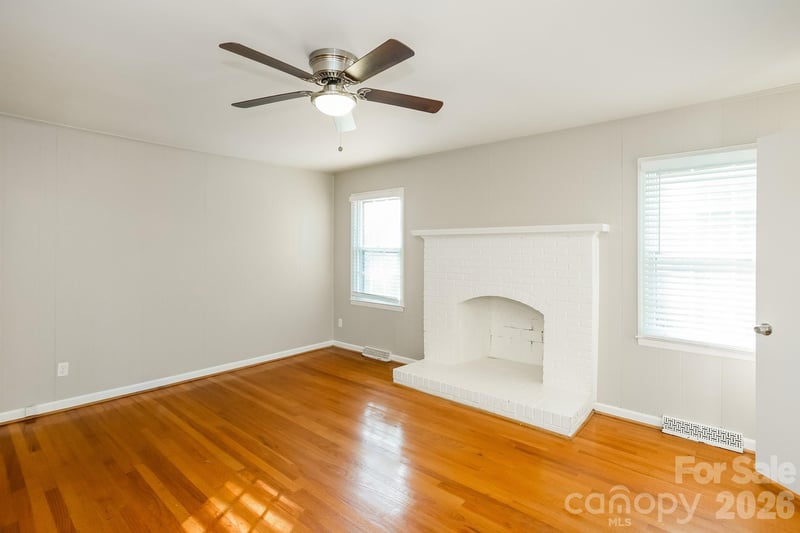 7114 Fox Hunt Rd, Charlotte, NC 28212