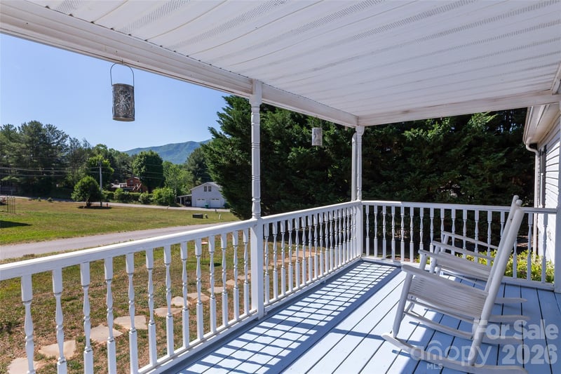 24 Asa Ct, Black Mountain, NC 28711