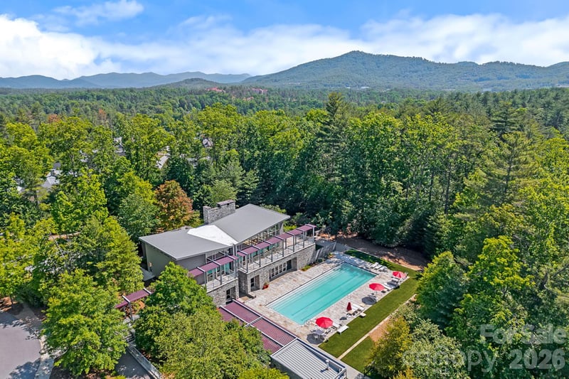 325 Flowering Vine Ct, Asheville, NC 28803
