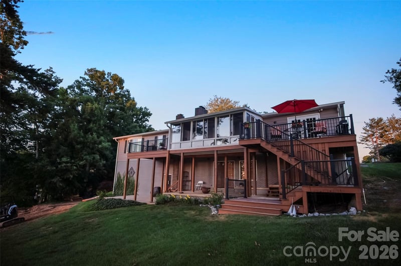 104 Doral Ct, Kings Mountain, NC 28086