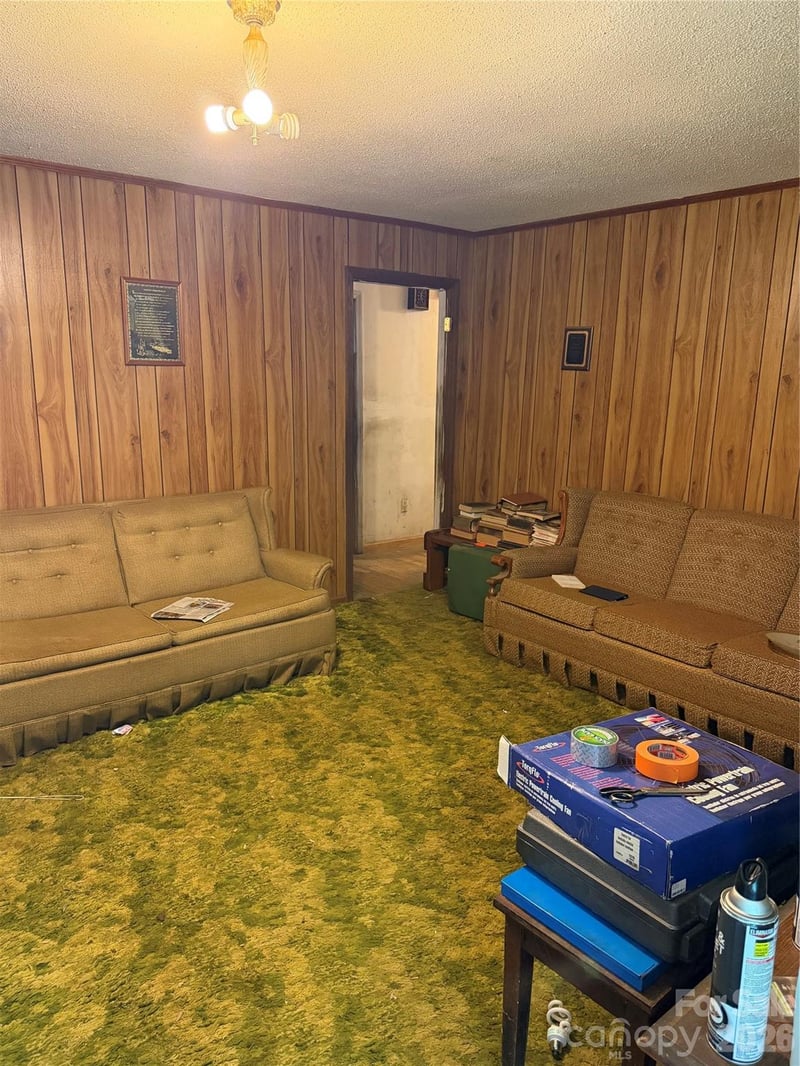 2360 Baton Rouge Rd, Chester, SC 29706