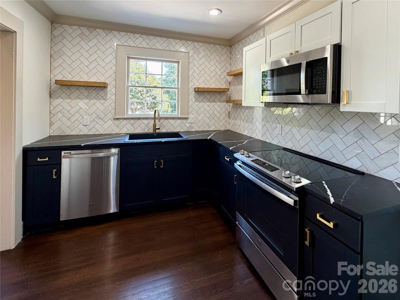 1024 Rockway Dr, Charlotte, NC 28205