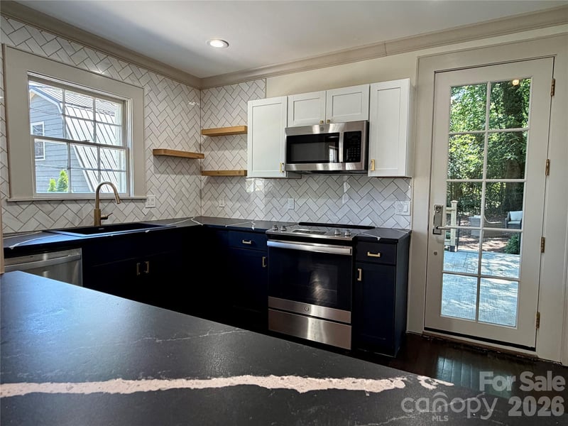 1024 Rockway Dr, Charlotte, NC 28205