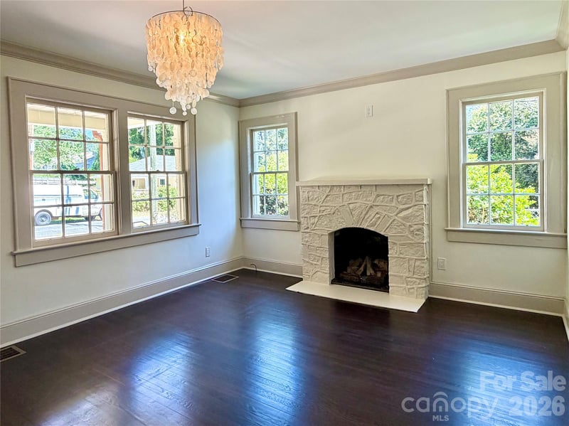 1024 Rockway Dr, Charlotte, NC 28205