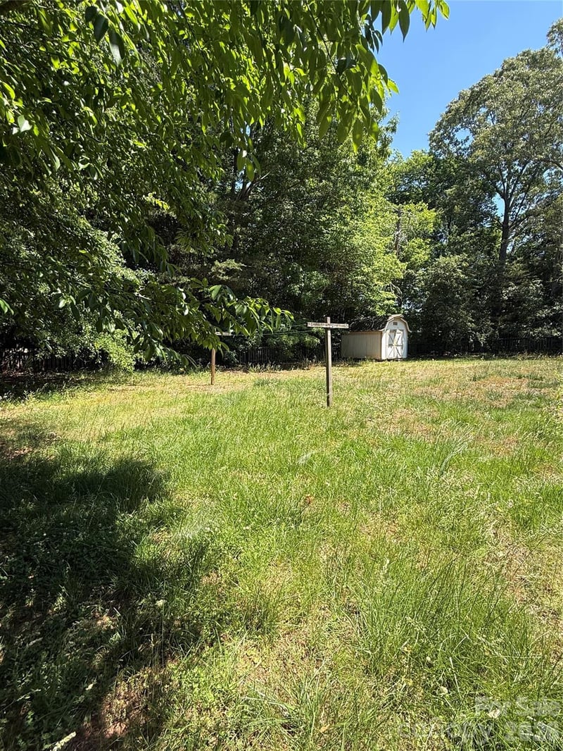 6237 Burnhurst Ln, Denver, NC 28037