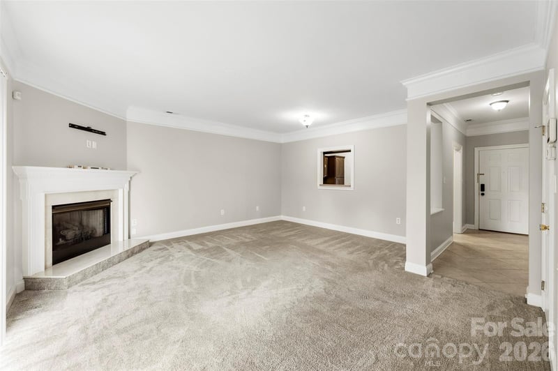 6953 Misty Pine Ln, Charlotte, NC 28217