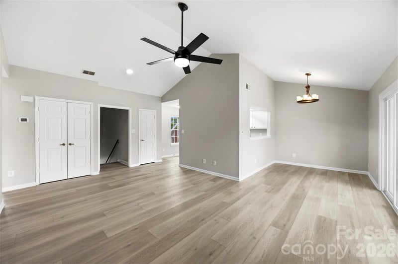 9320 South Vicksburg Park Ct, Charlotte, NC 28210