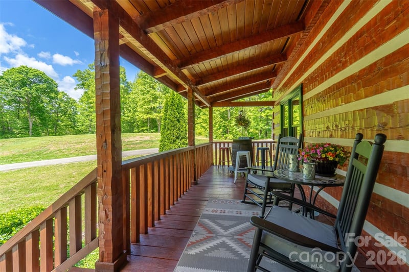 468 Old Yellow Branch Rd, Robbinsville, NC 28771