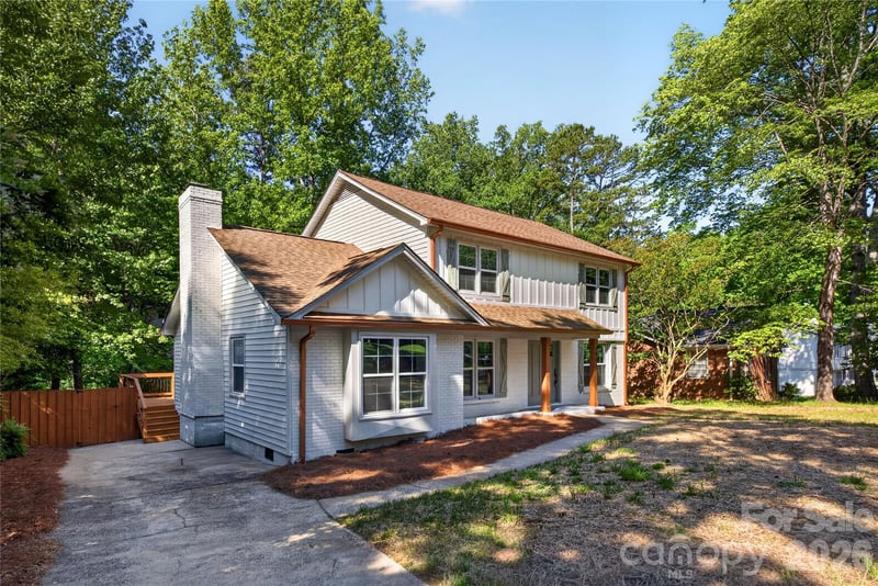 7407 Limerick Dr, Charlotte, NC 28270