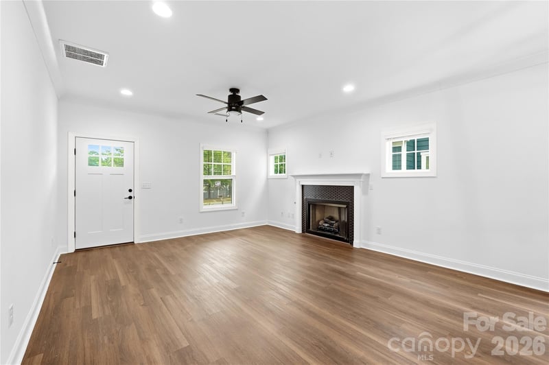 8514 Sharonbrook Dr, Charlotte, NC 28210
