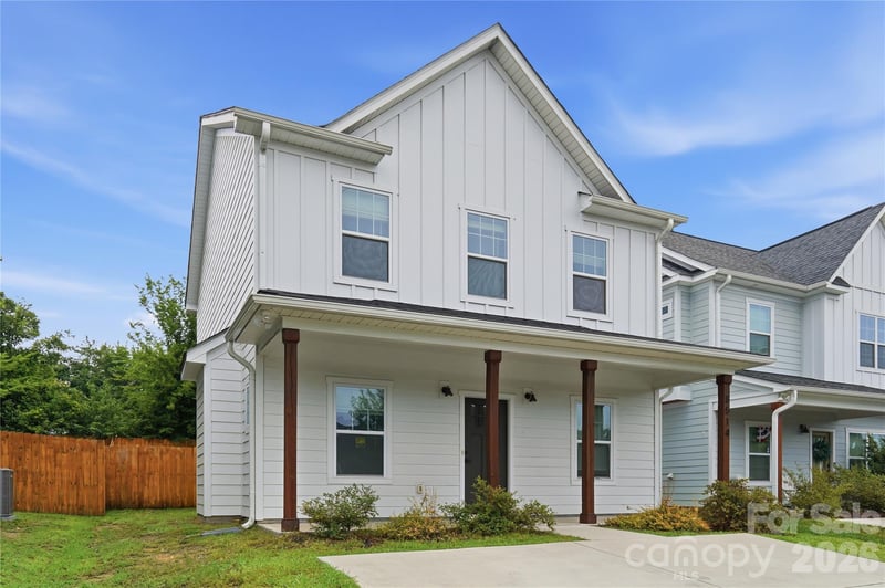 8514 Sharonbrook Dr, Charlotte, NC 28210