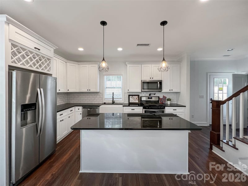 8514 Sharonbrook Dr, Charlotte, NC 28210
