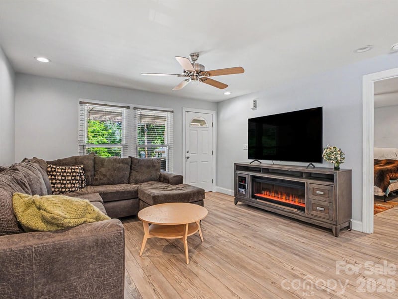 523 Patterson Ave, Kannapolis, NC 28083