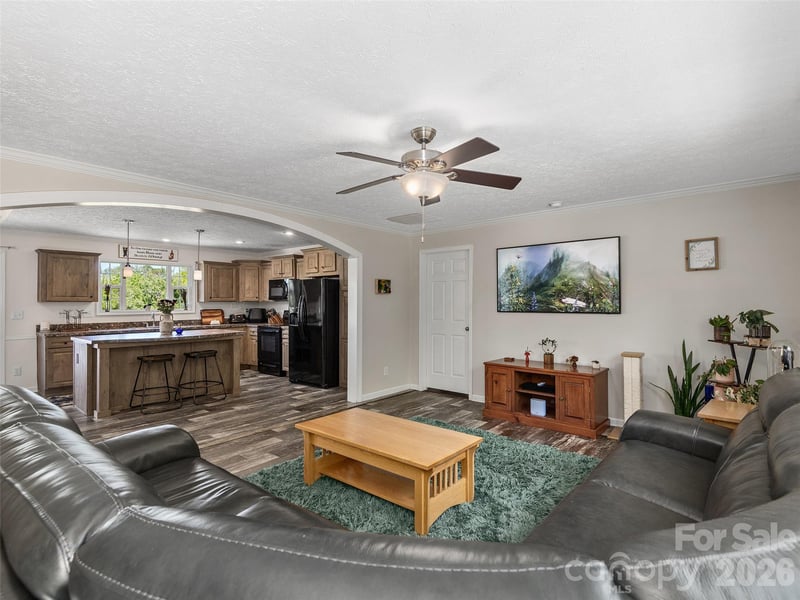 271 Sluder Branch Rd, Leicester, NC 28748