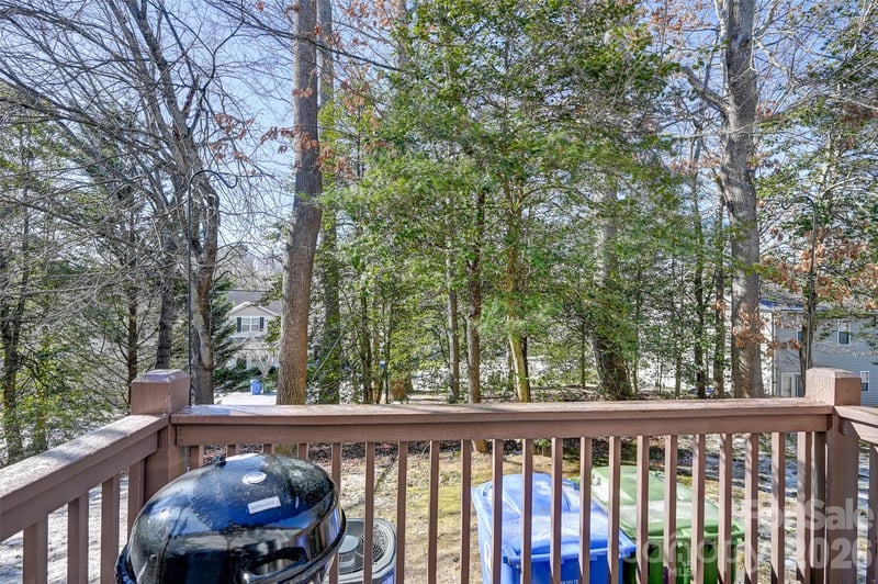 93 Stafford Ct, Fletcher, NC 28732