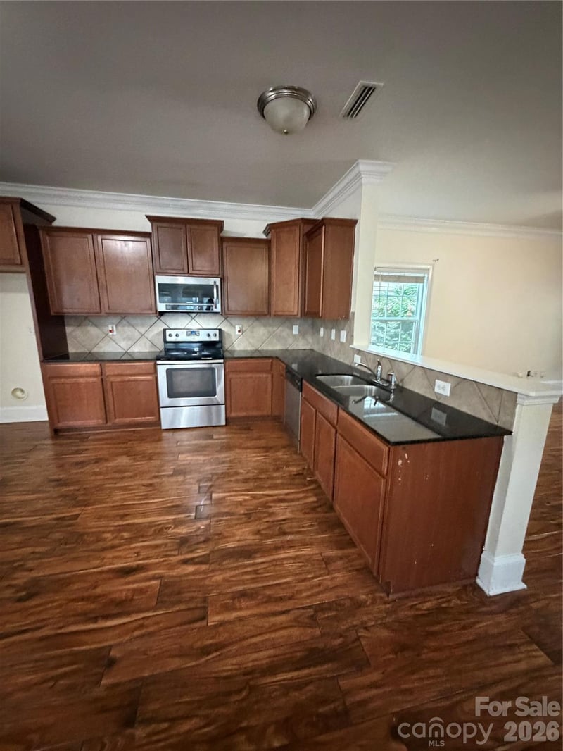 7531 Monarch Birch Ln, Charlotte, NC 28215