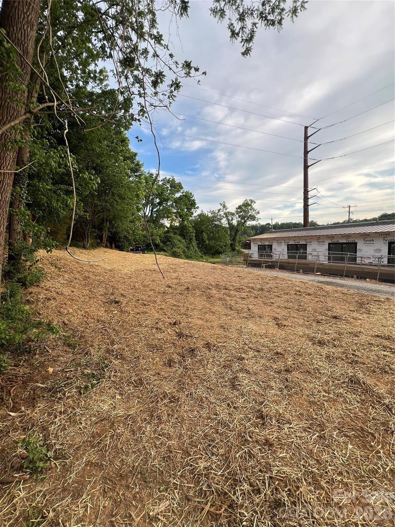 25 Trade St, Asheville, NC 28801