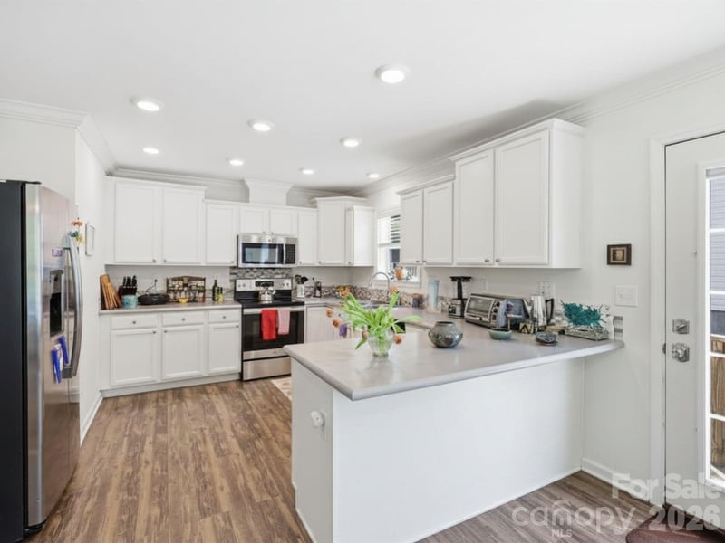 253 Brooklyn Ln, Asheville, NC 28803