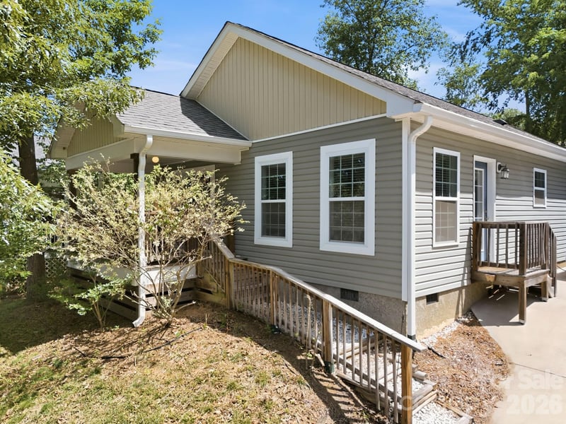 253 Brooklyn Ln, Asheville, NC 28803
