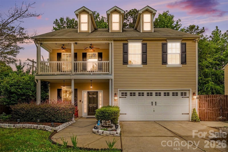 1003 Jordans Pond Ln, Charlotte, NC 28214