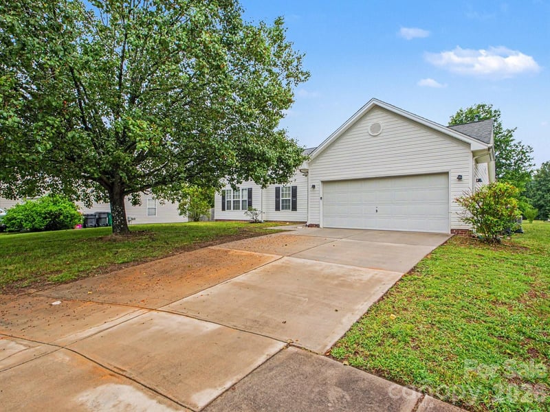 510 Ruxton Ct, Charlotte, NC 28214