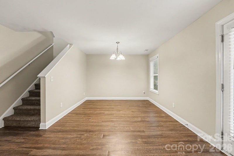 1468 Mayfair Dr, Conover, NC 28613