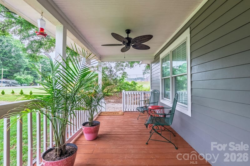 213 Nixon Rd, Belmont, NC 28012