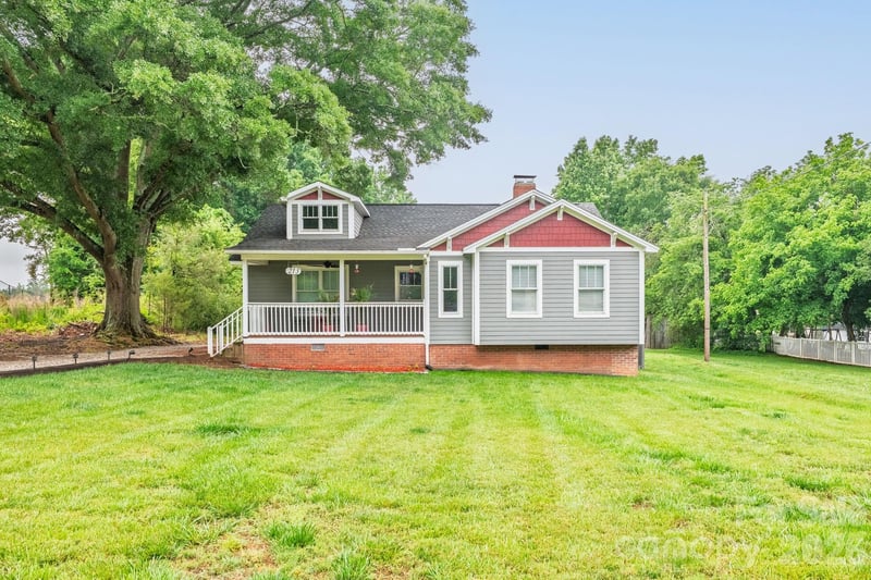 213 Nixon Rd, Belmont, NC 28012
