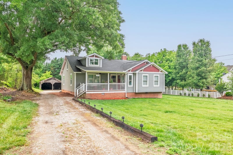 213 Nixon Rd, Belmont, NC 28012