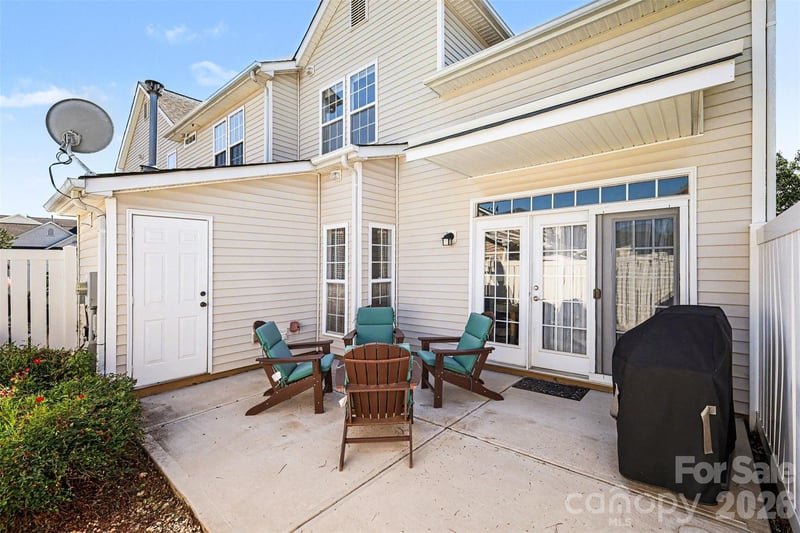 6219 Tyrel Ln, Harrisburg, NC 28075